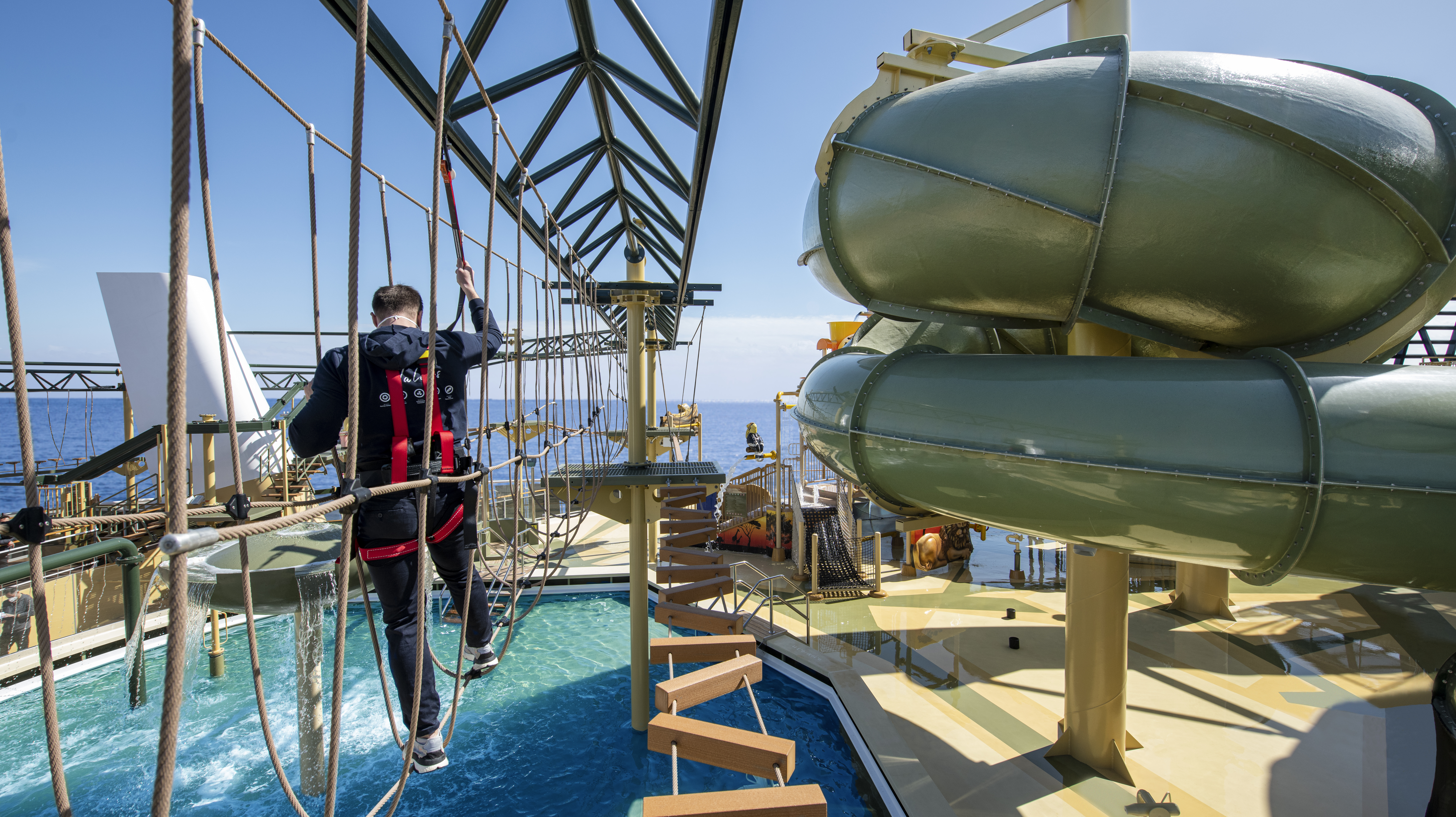 Image MSC Virtuosa, Himalayan Bridge